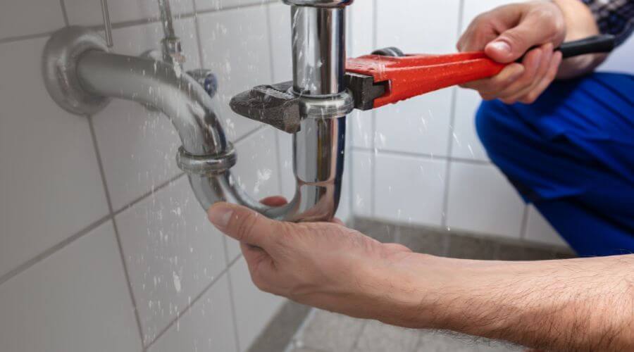 Expert burst pipe repair services in Miamisburg, OH